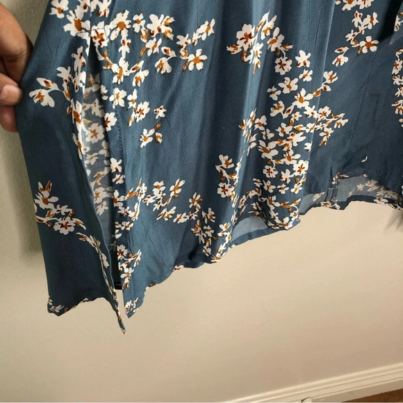 Faithfull the Brand Chloe Corn Flower Midi Dress 2 - Picture 8 of 15